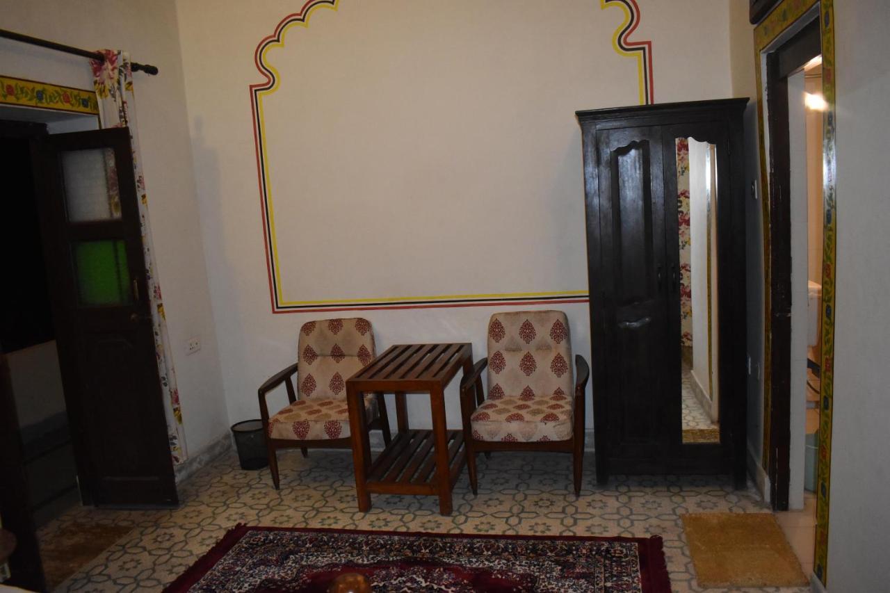 Hotel Nawal Sagar Palace - Būndi Exteriör bild