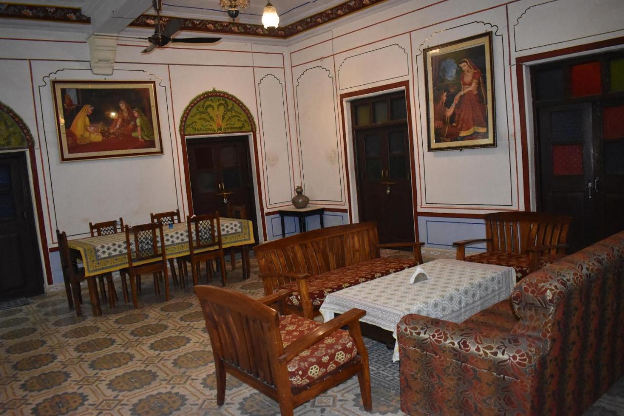 Hotel Nawal Sagar Palace - Būndi Exteriör bild