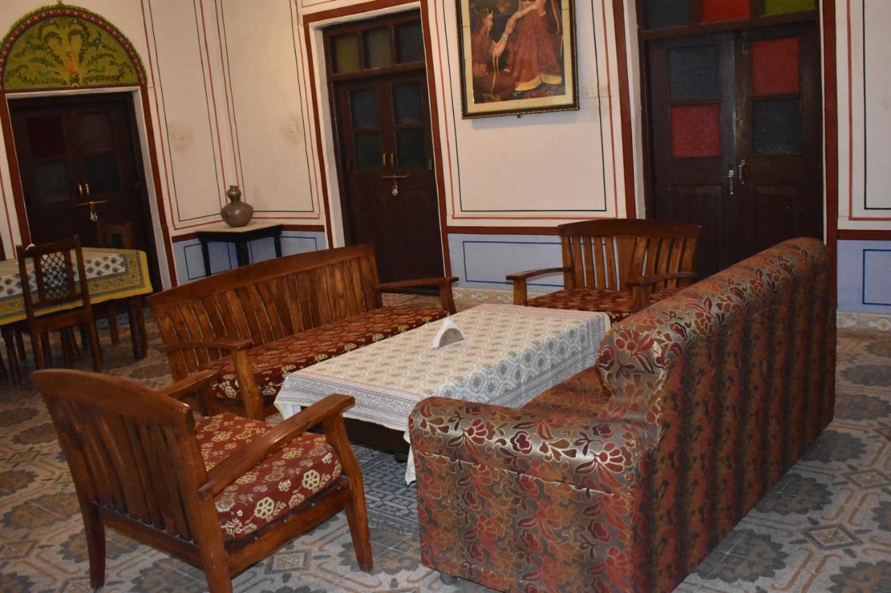 Hotel Nawal Sagar Palace - Būndi Exteriör bild